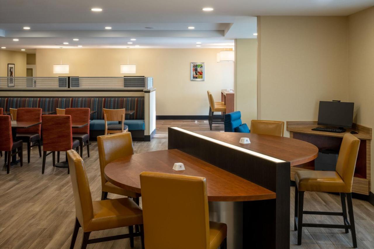 Towneplace Suites By Marriott Venice Venice Gardens Exterior photo