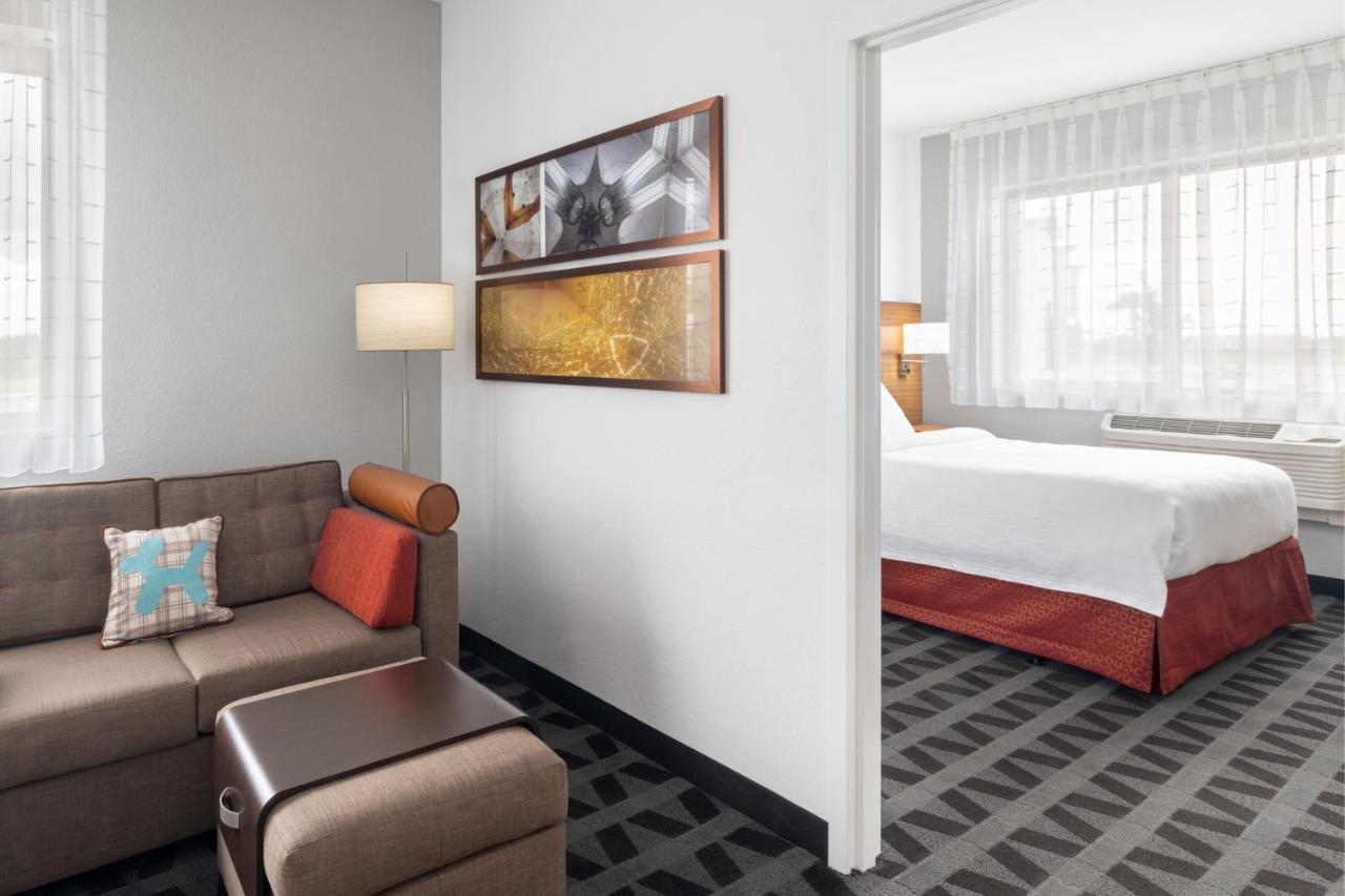 Towneplace Suites By Marriott Venice Venice Gardens Exterior photo